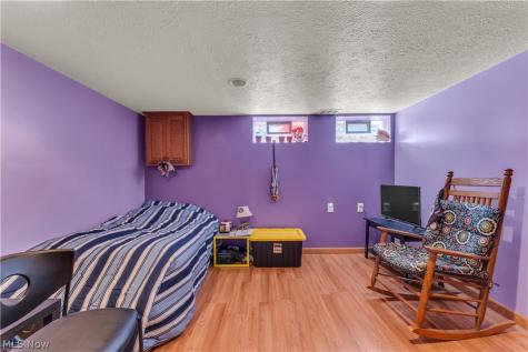 26913 Elizabeth Lane Olmsted Falls OH 44138