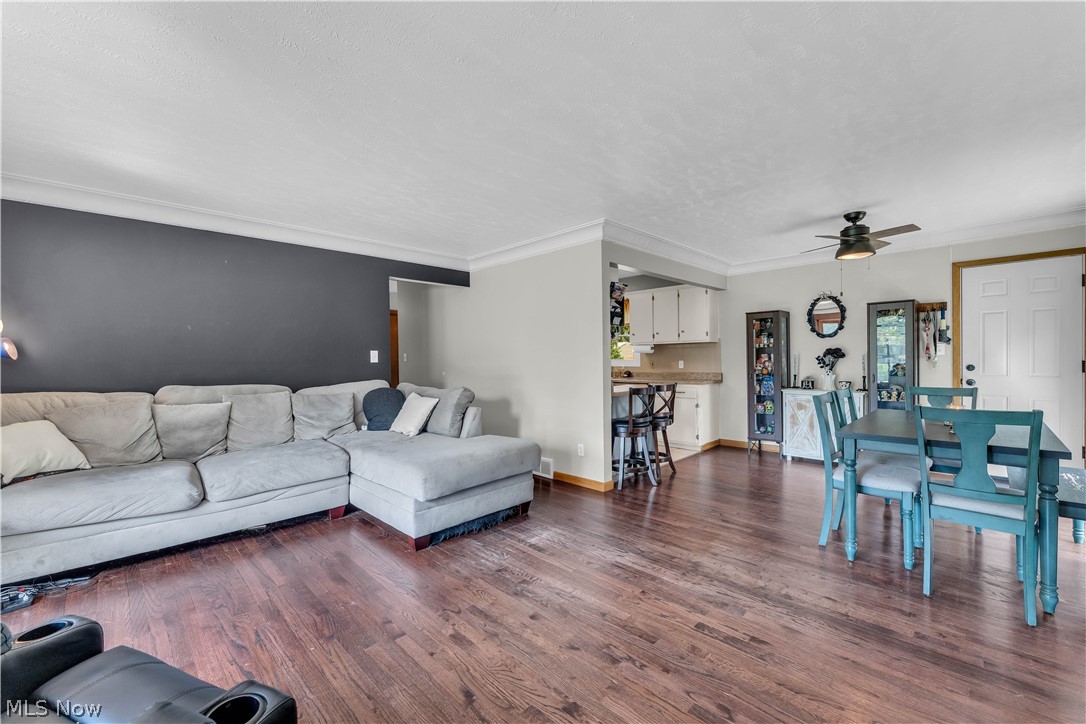26913 Elizabeth Lane Olmsted Falls OH 44138