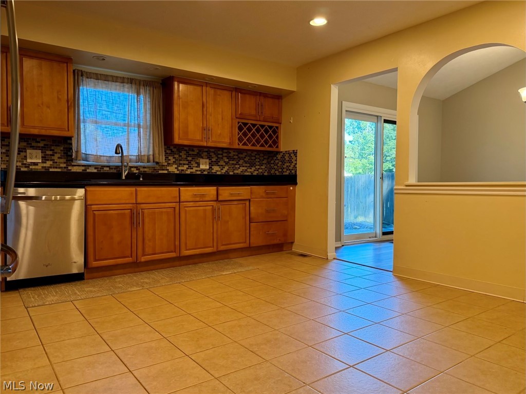 28096 Edgepark Drive North Olmsted OH 44070