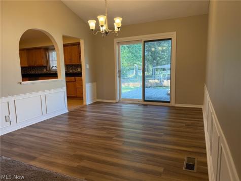 28096 Edgepark Drive North Olmsted OH 44070