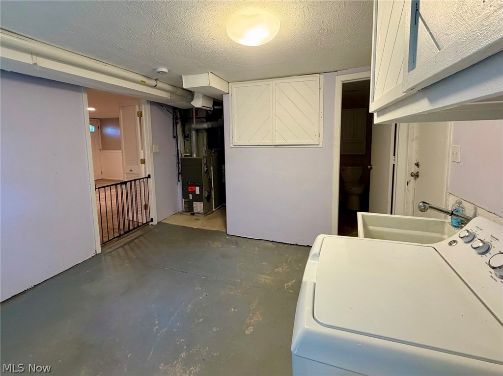 28096 Edgepark Drive North Olmsted OH 44070