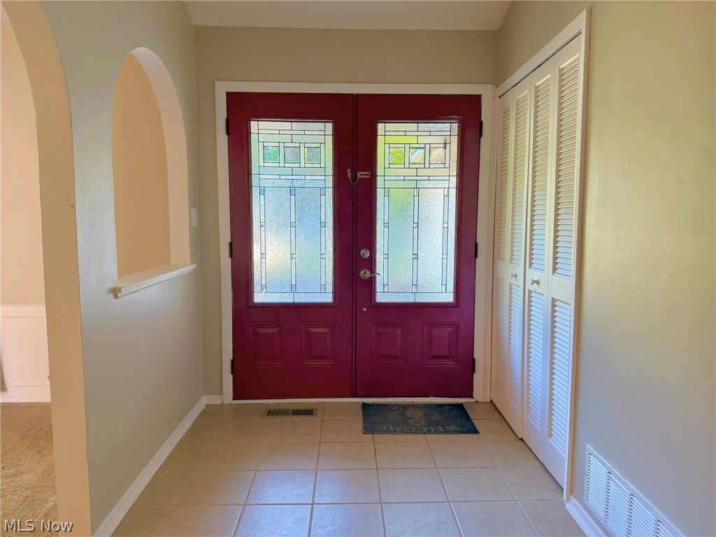 28096 Edgepark Drive North Olmsted OH 44070