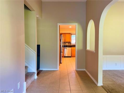 28096 Edgepark Drive North Olmsted OH 44070