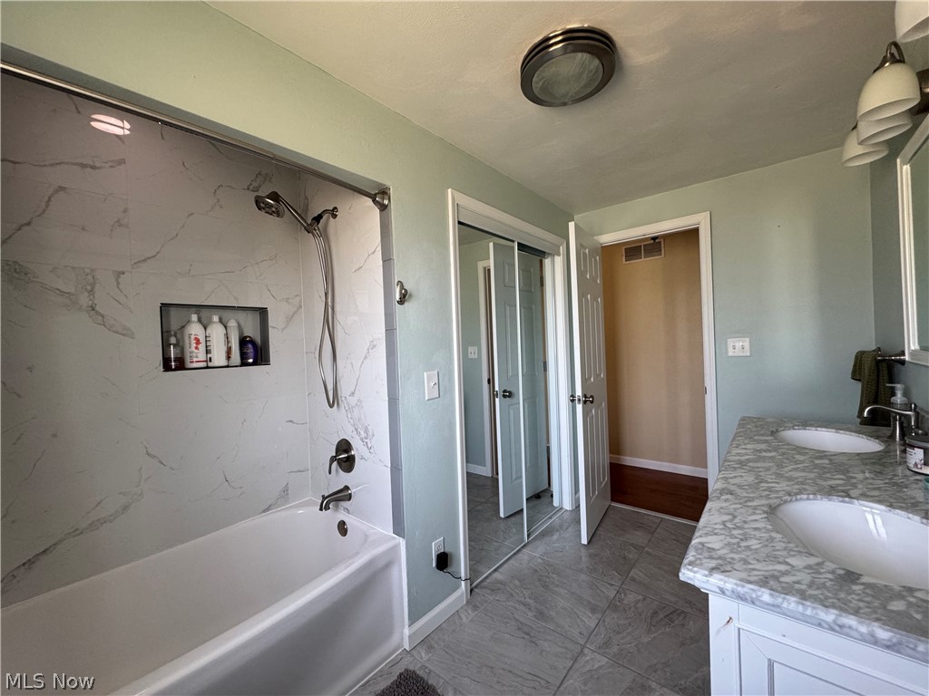 232 Eleanor Street Mingo Junction OH 43938