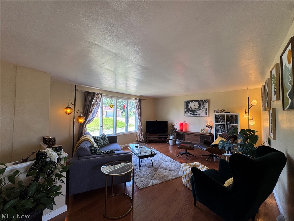 232 Eleanor Street Mingo Junction OH 43938