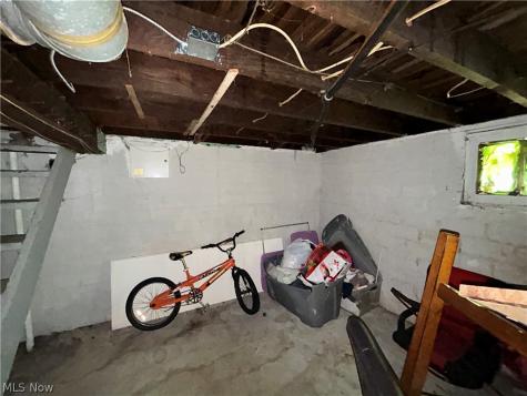 1467 E 173rd Street Cleveland OH 44110