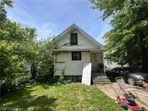 1467 E 173rd Street Cleveland OH 44110