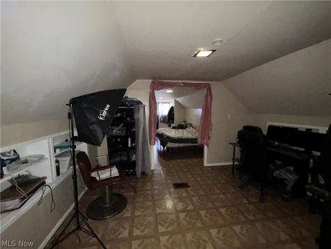 1467 E 173rd Street Cleveland OH 44110