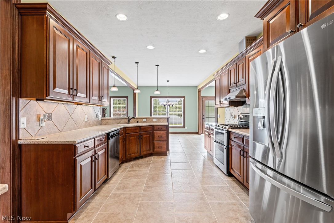 8458 Sandbridge Street NW Massillon OH 44646