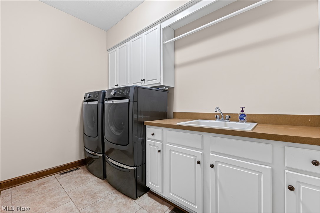 8458 Sandbridge Street NW Massillon OH 44646