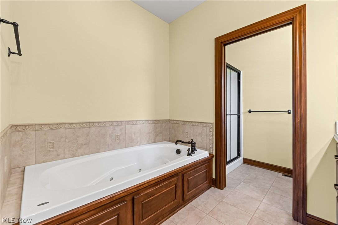8458 Sandbridge Street NW Massillon OH 44646