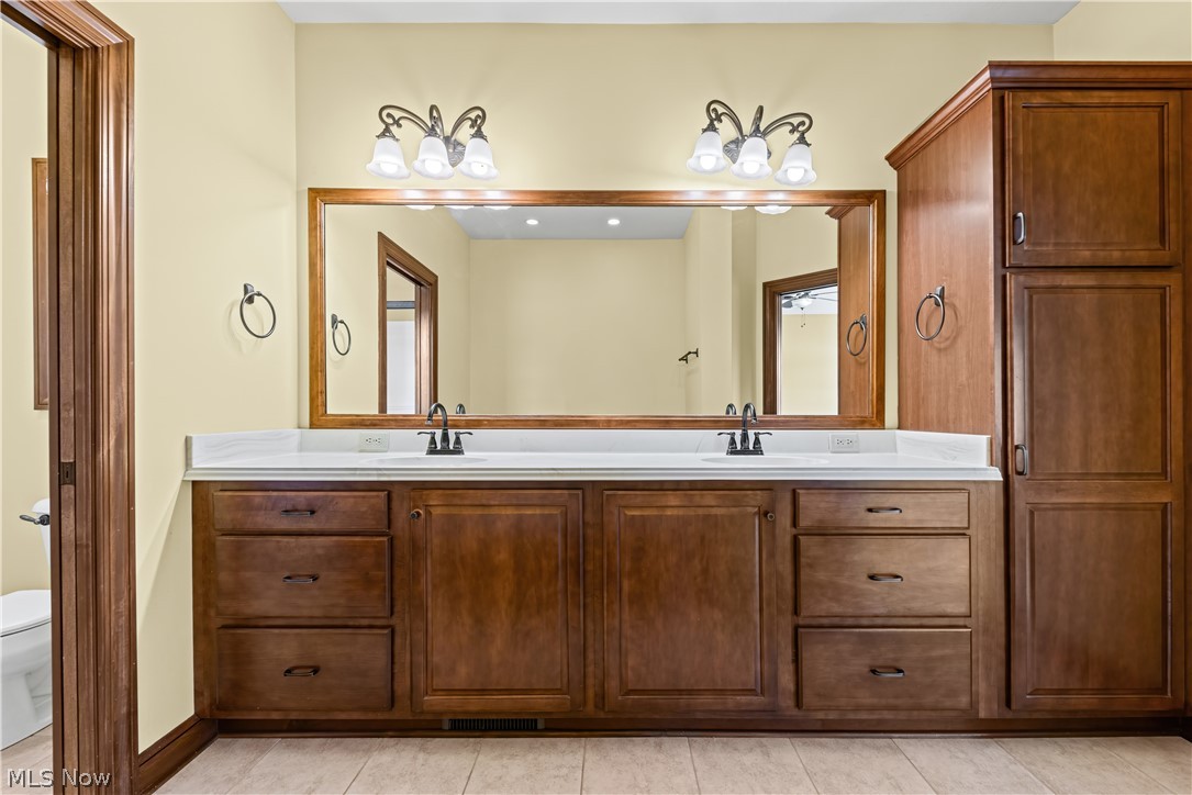 8458 Sandbridge Street NW Massillon OH 44646
