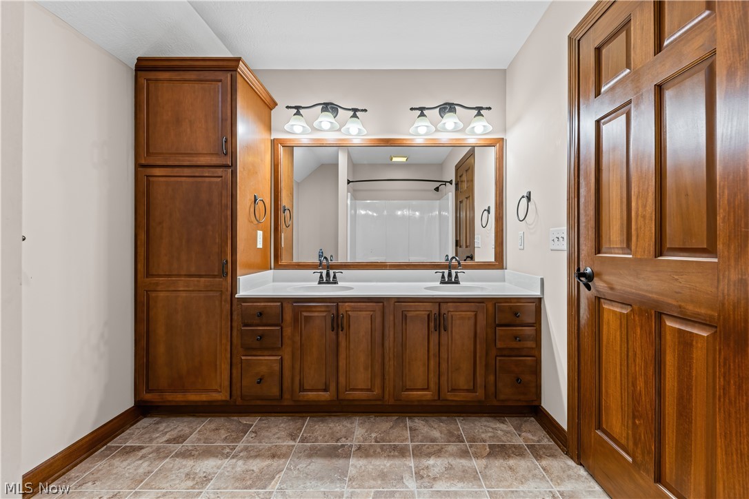 8458 Sandbridge Street NW Massillon OH 44646