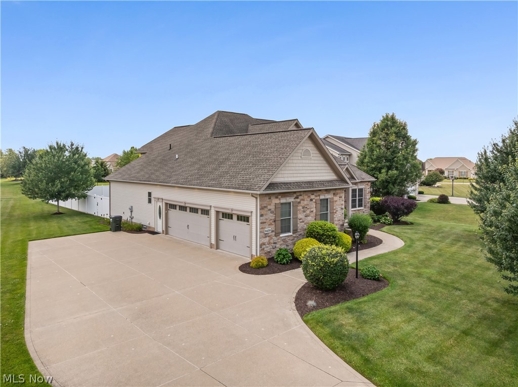 8458 Sandbridge Street NW Massillon OH 44646