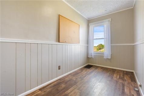 10725 Lisbon Street Louisville OH 44641