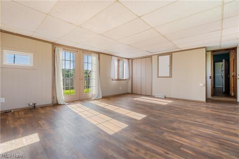10725 Lisbon Street Louisville OH 44641