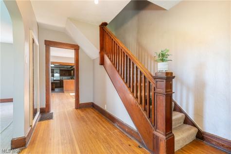10725 Lisbon Street Louisville OH 44641