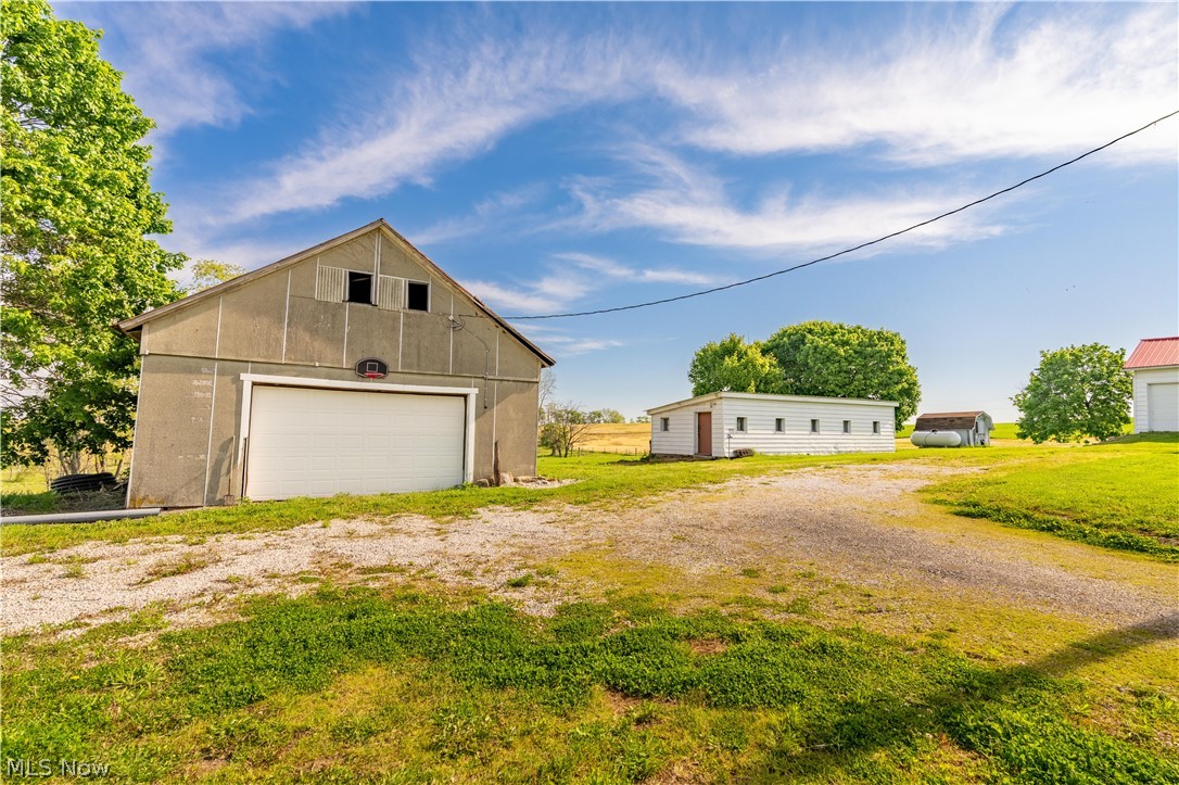 10725 Lisbon Street Louisville OH 44641