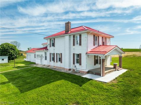 10725 Lisbon Street Louisville OH 44641