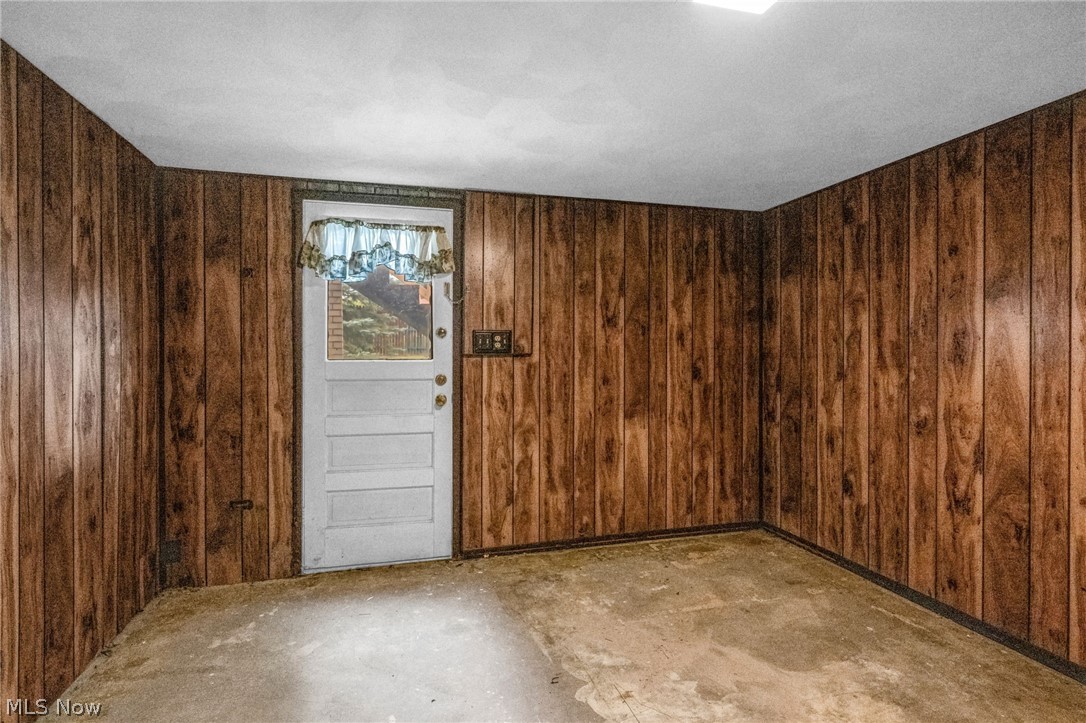 105 Valuska Drive Mingo Junction OH 43938