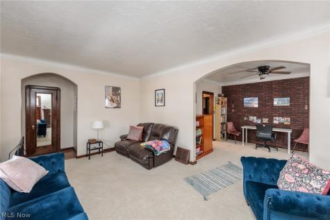 5601 Delora Avenue Cleveland OH 44144