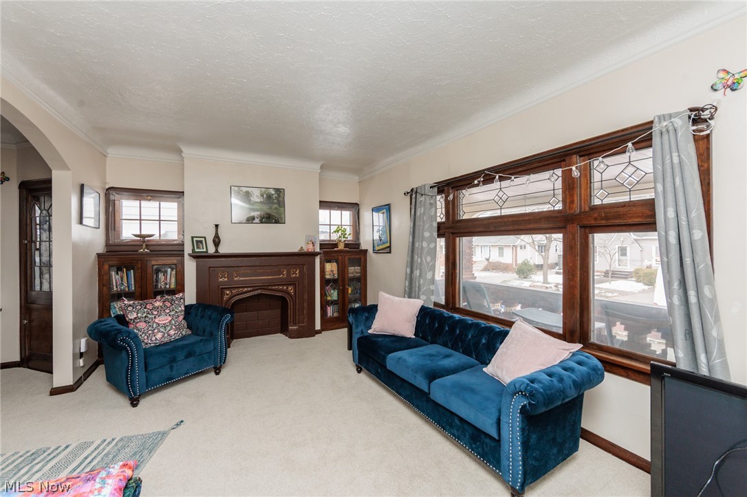 5601 Delora Avenue Cleveland OH 44144