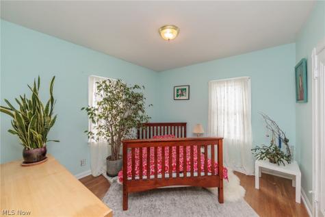 5601 Delora Avenue Cleveland OH 44144