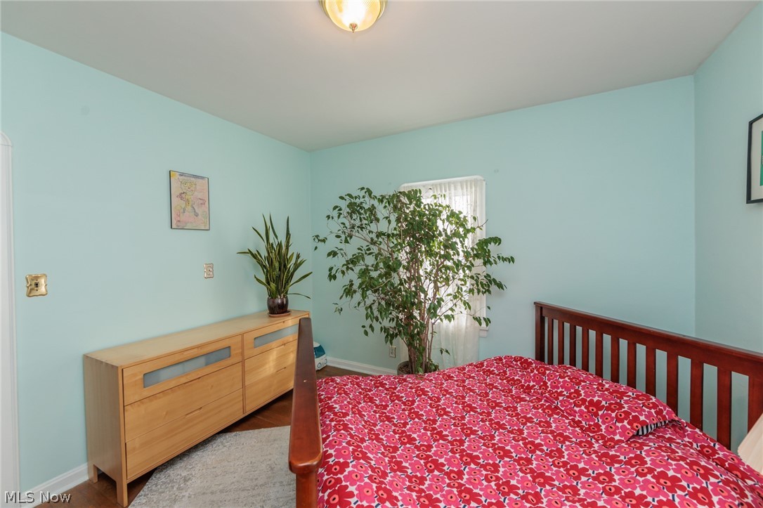 5601 Delora Avenue Cleveland OH 44144