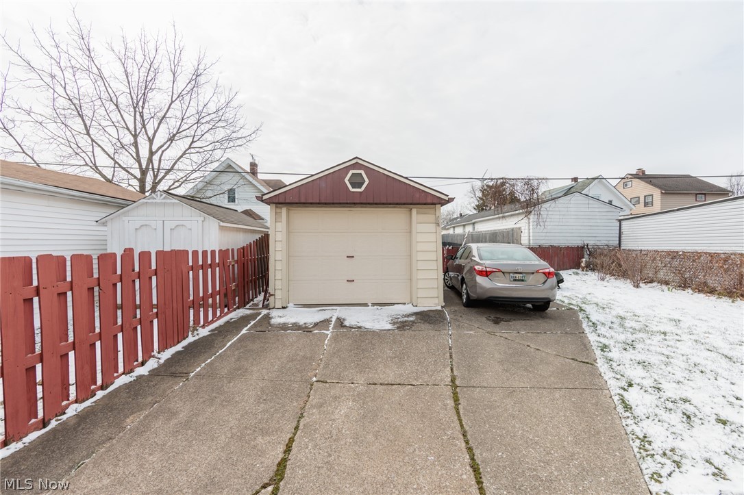 5601 Delora Avenue Cleveland OH 44144