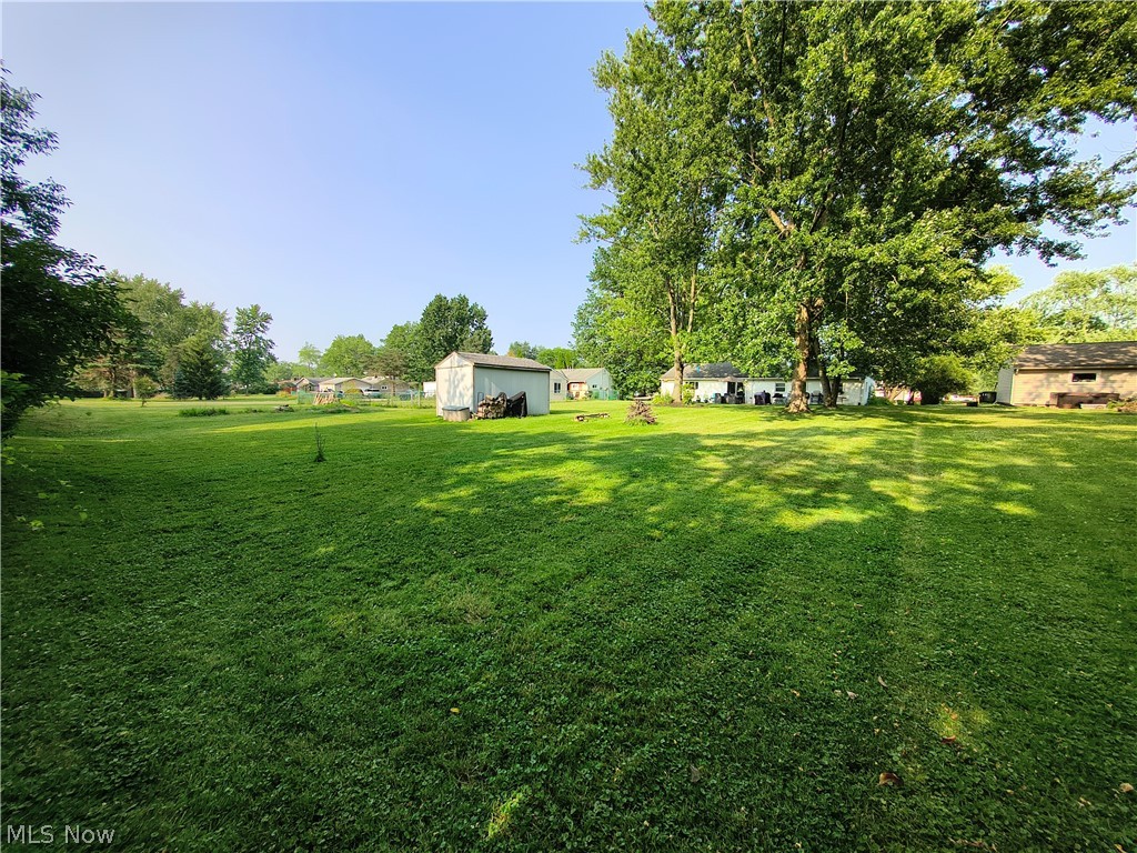2090 Pinewood Drive Brunswick OH 44212