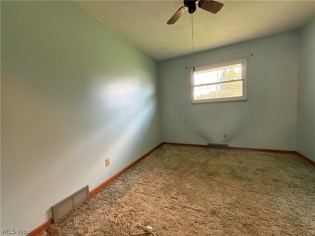 15909 Gar Highway Montville OH 44064