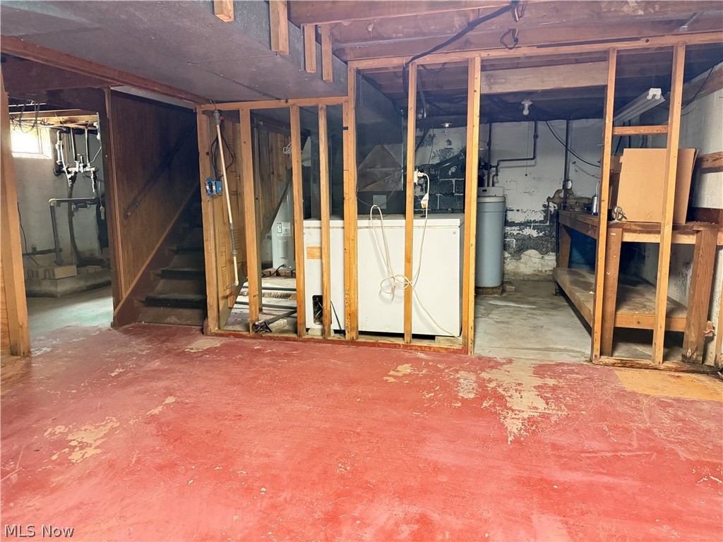 15909 Gar Highway Montville OH 44064