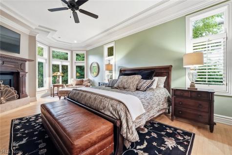 411 Stonebridge Drive Amherst OH 44001