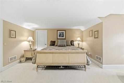 411 Stonebridge Drive Amherst OH 44001
