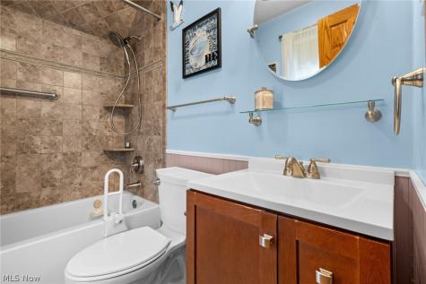 6110 Brookside Drive Cleveland OH 44144