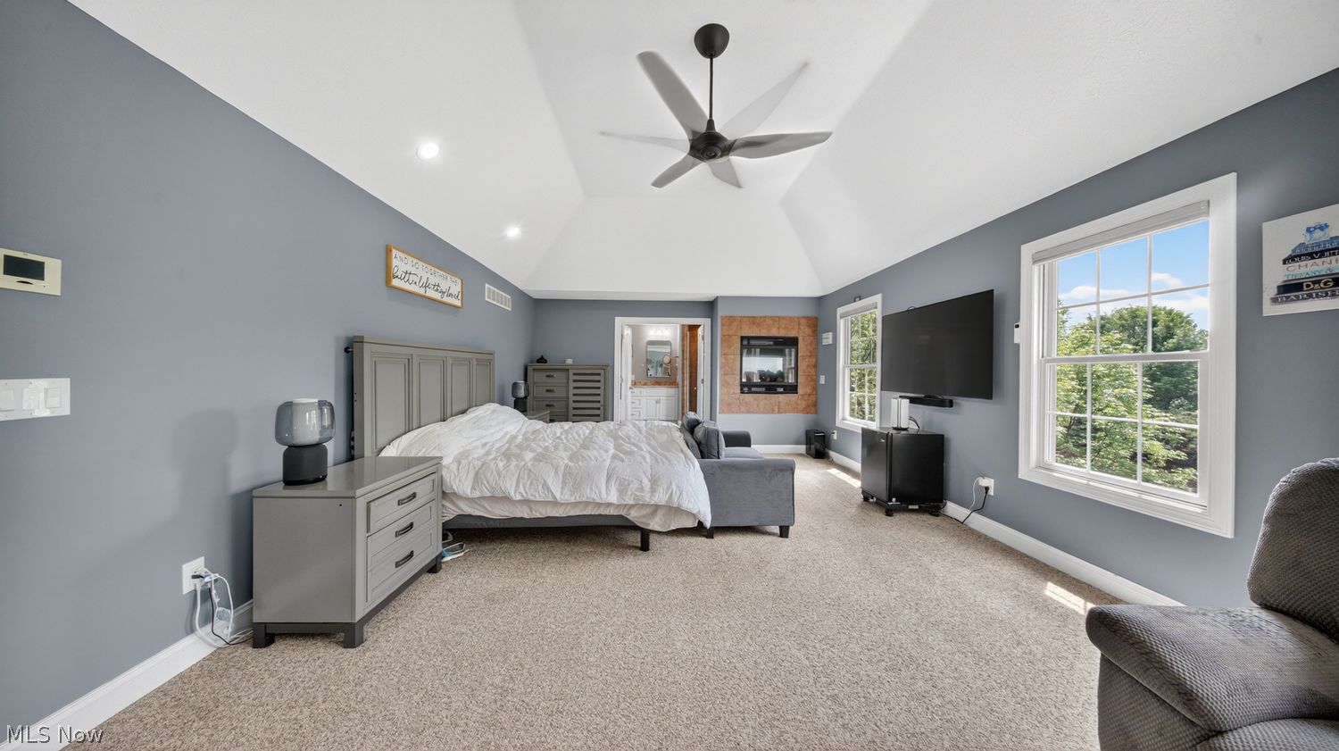 6548 Sherborne Lane Hudson OH 44236