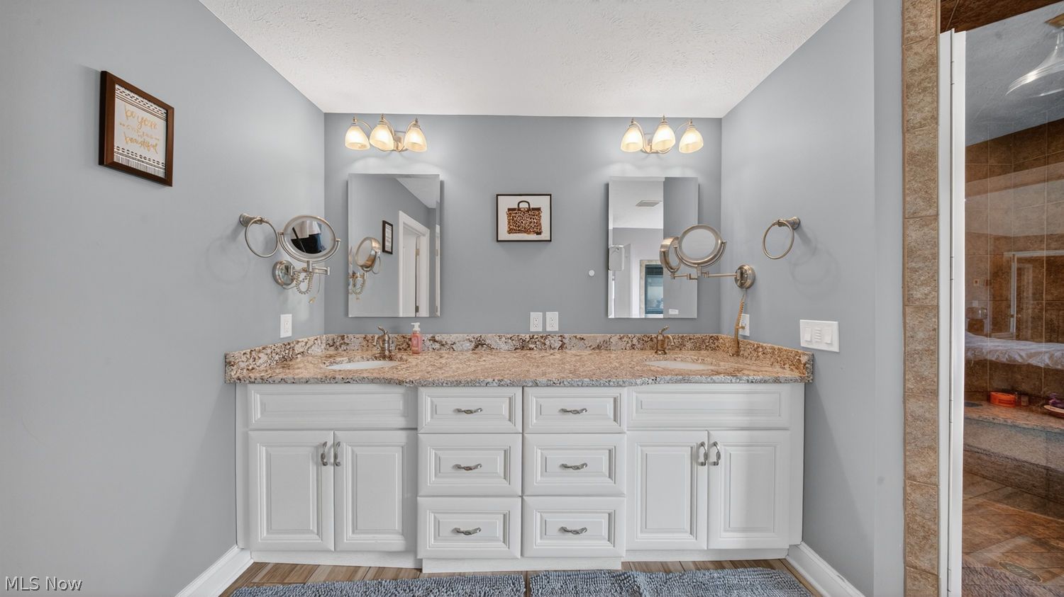 6548 Sherborne Lane Hudson OH 44236