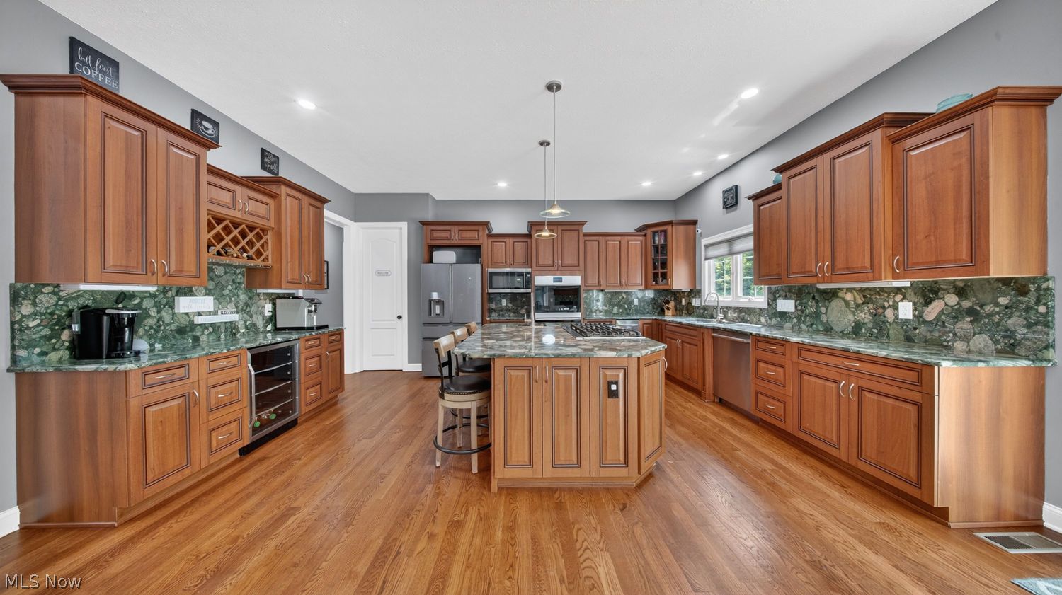 6548 Sherborne Lane Hudson OH 44236
