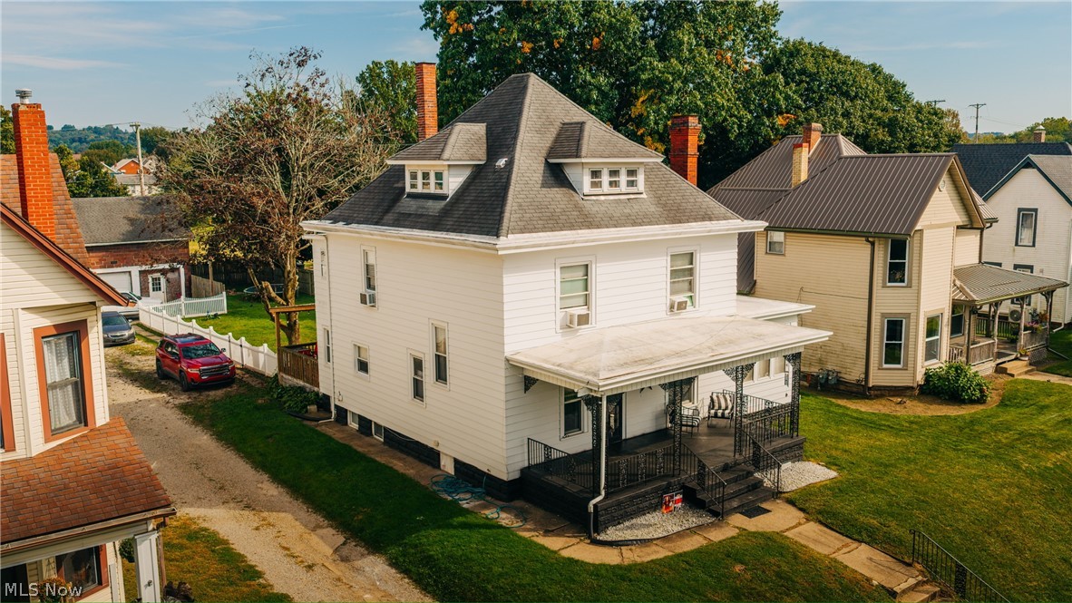 424 S 4th Street Coshocton OH 43812