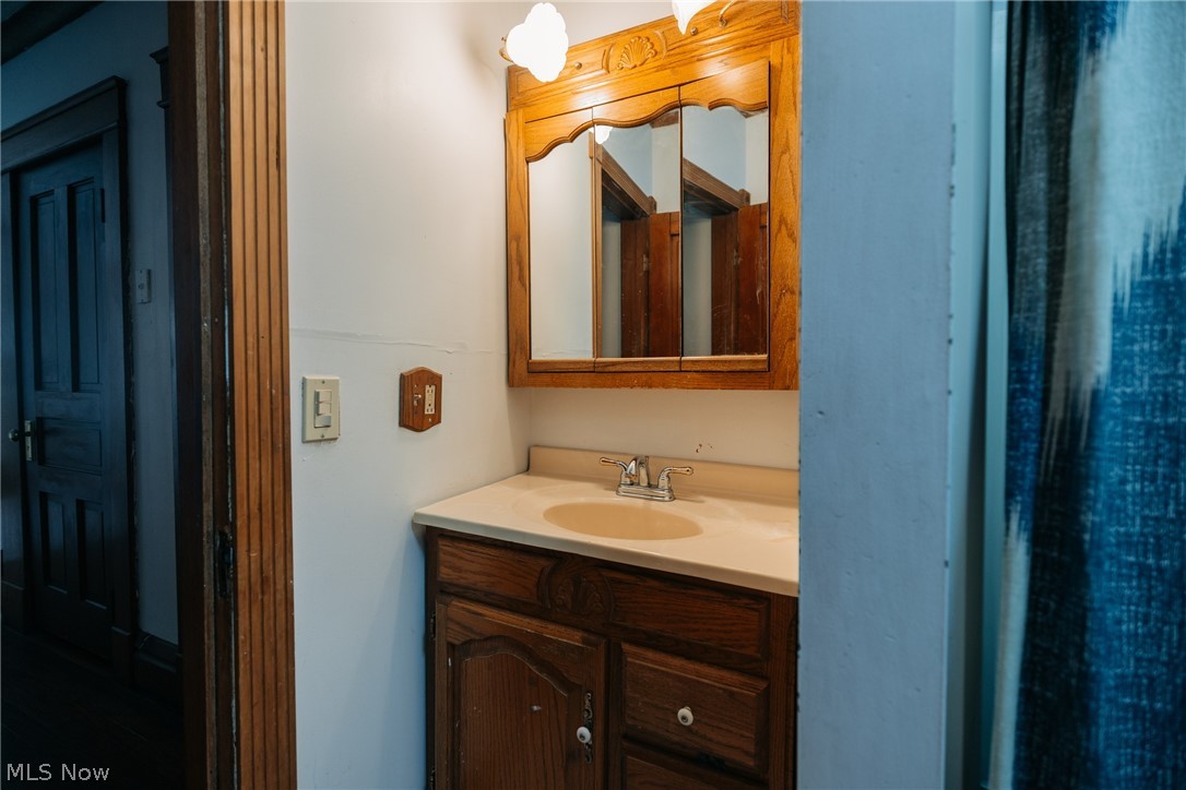 424 S 4th Street Coshocton OH 43812