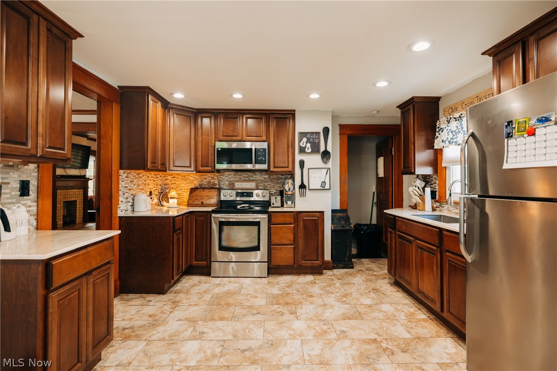 424 S 4th Street Coshocton OH 43812