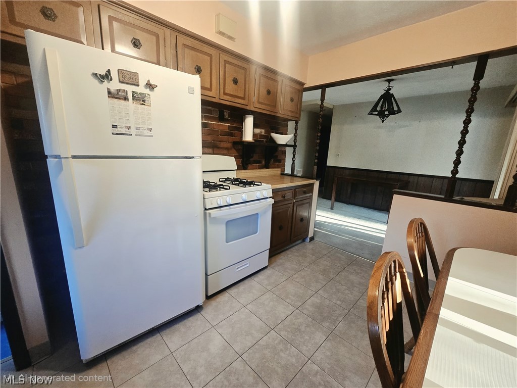 7670 Sleepy Hollow Drive Parma OH 44130