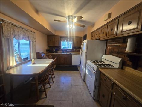7670 Sleepy Hollow Drive Parma OH 44130