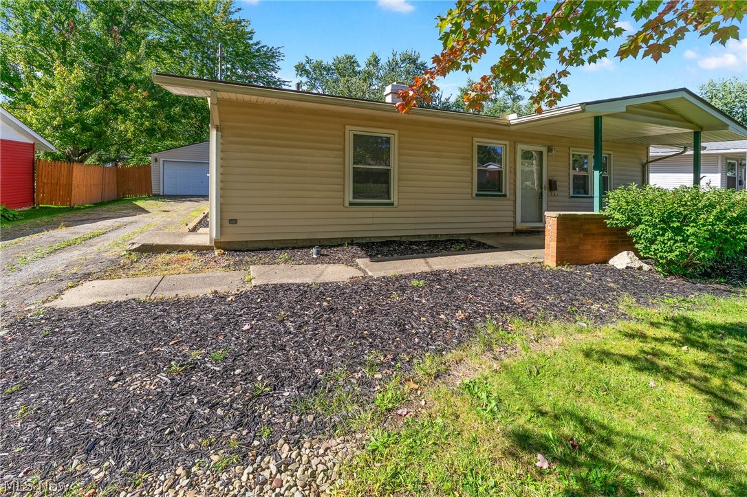2531 Chestnut Street Girard OH 44420
