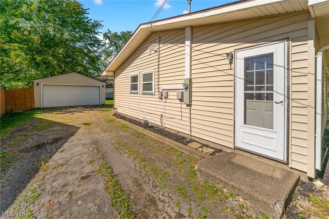 2531 Chestnut Street Girard OH 44420