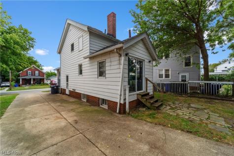 3576 W 135th Street Cleveland OH 44111