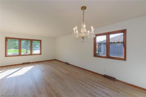 6624 Springdale Drive Middleburg Heights OH 44130