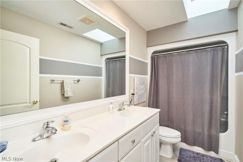 4705 Barnsleigh Drive Bath OH 44333
