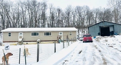 18371 Sugartree Road Kimbolton OH 43749