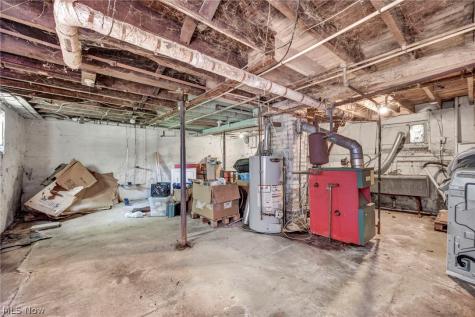 1716 Middle Avenue Elyria OH 44035